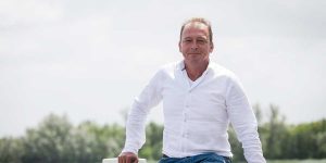 Bestuurder Jan van Blarikom licht toe hoe dit zit